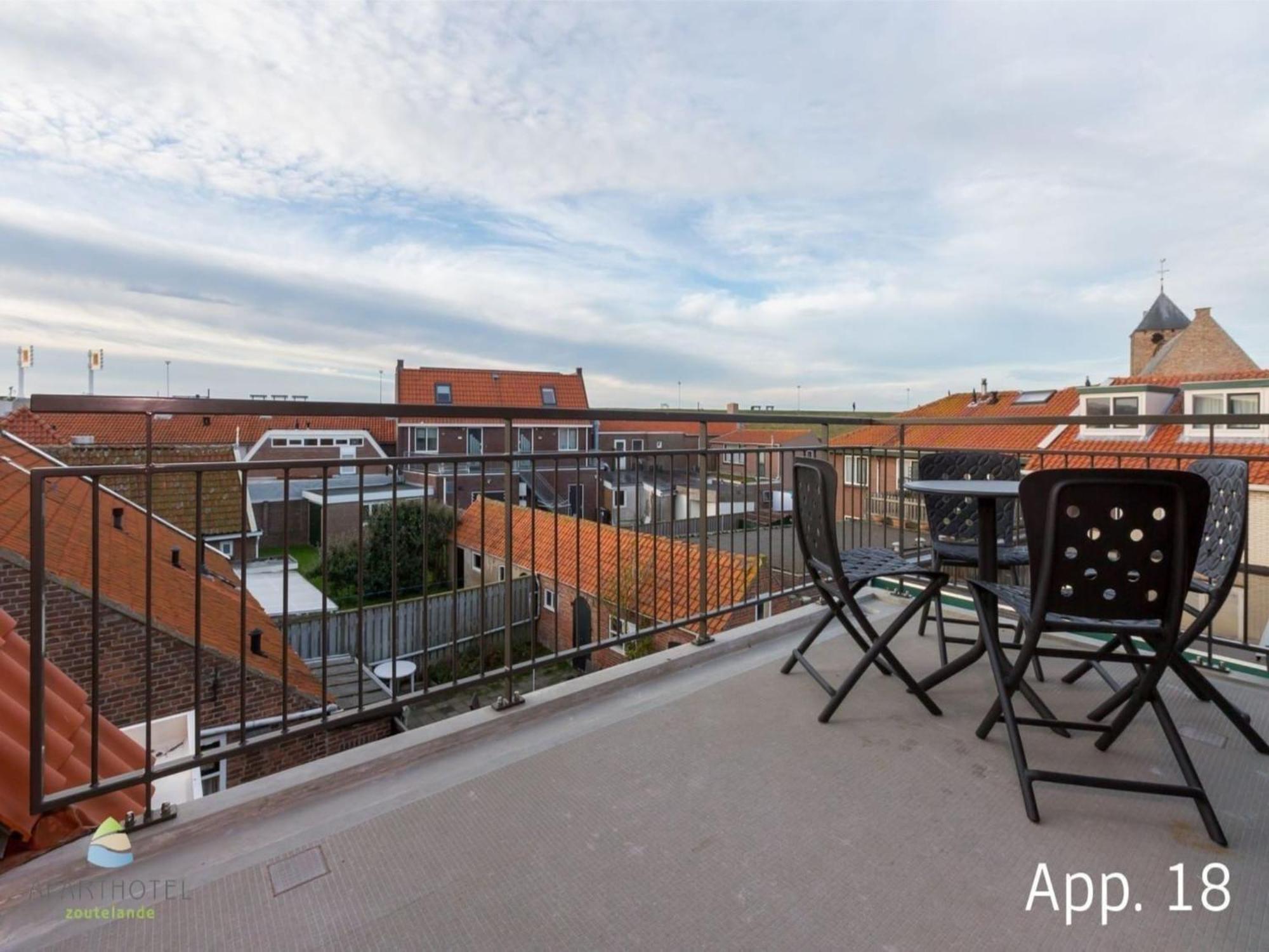 Lush Apartment In Zoutelande Near Beach Екстериор снимка