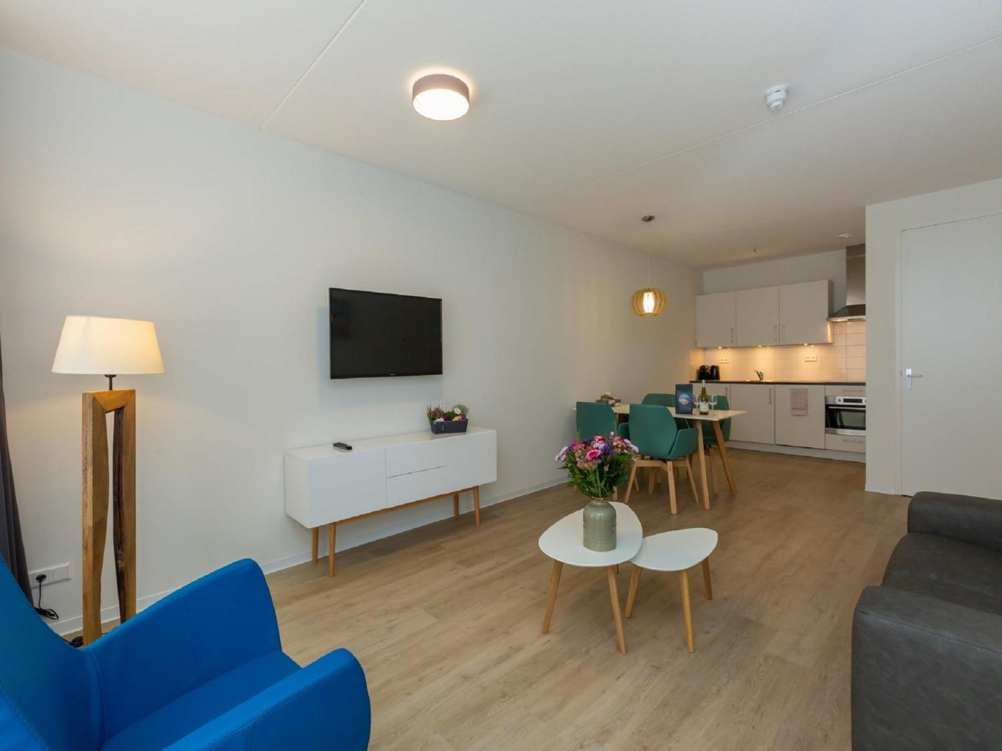 Lush Apartment In Zoutelande Near Beach Екстериор снимка